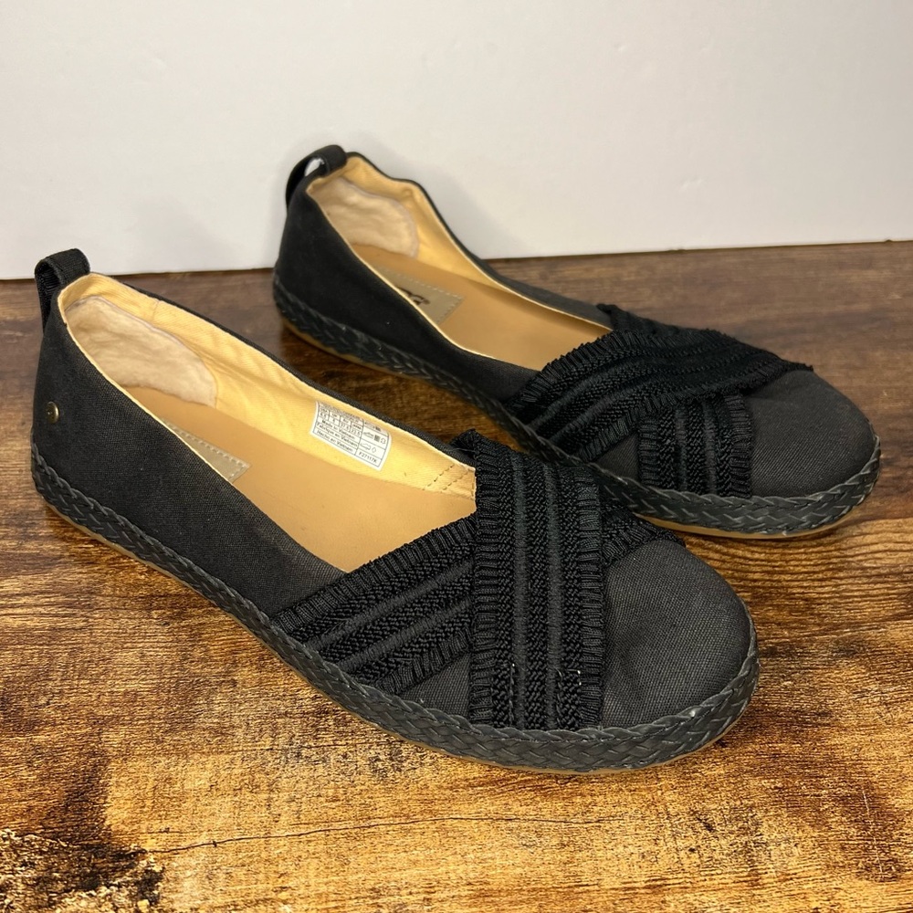 Ugg Ynez Black Canvas Cross-Cross Flat Slip On Braided Sole Shoe Women's 6.5